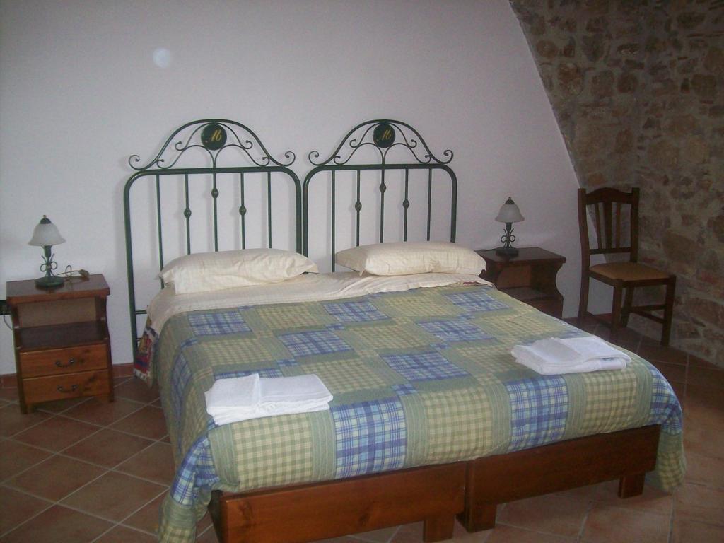 Azienda Agrituristica Biologica Il Querceto Santa Severina Екстер'єр фото